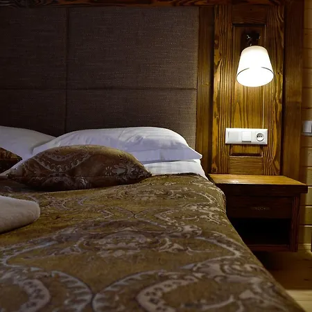 Hutsulyandiya * מיקוליצ'ין