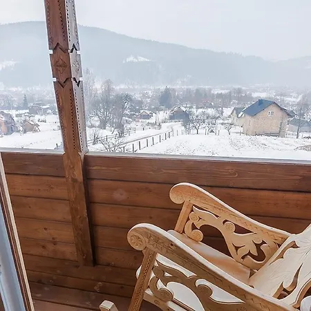 Hutsulyandiya בקתה מיקוליצ'ין